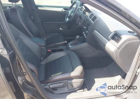 2013 Volkswagen Jetta Gli Autobahn z USA, uszkodzony, nr VIN 3VW4T7AJ3DM308823